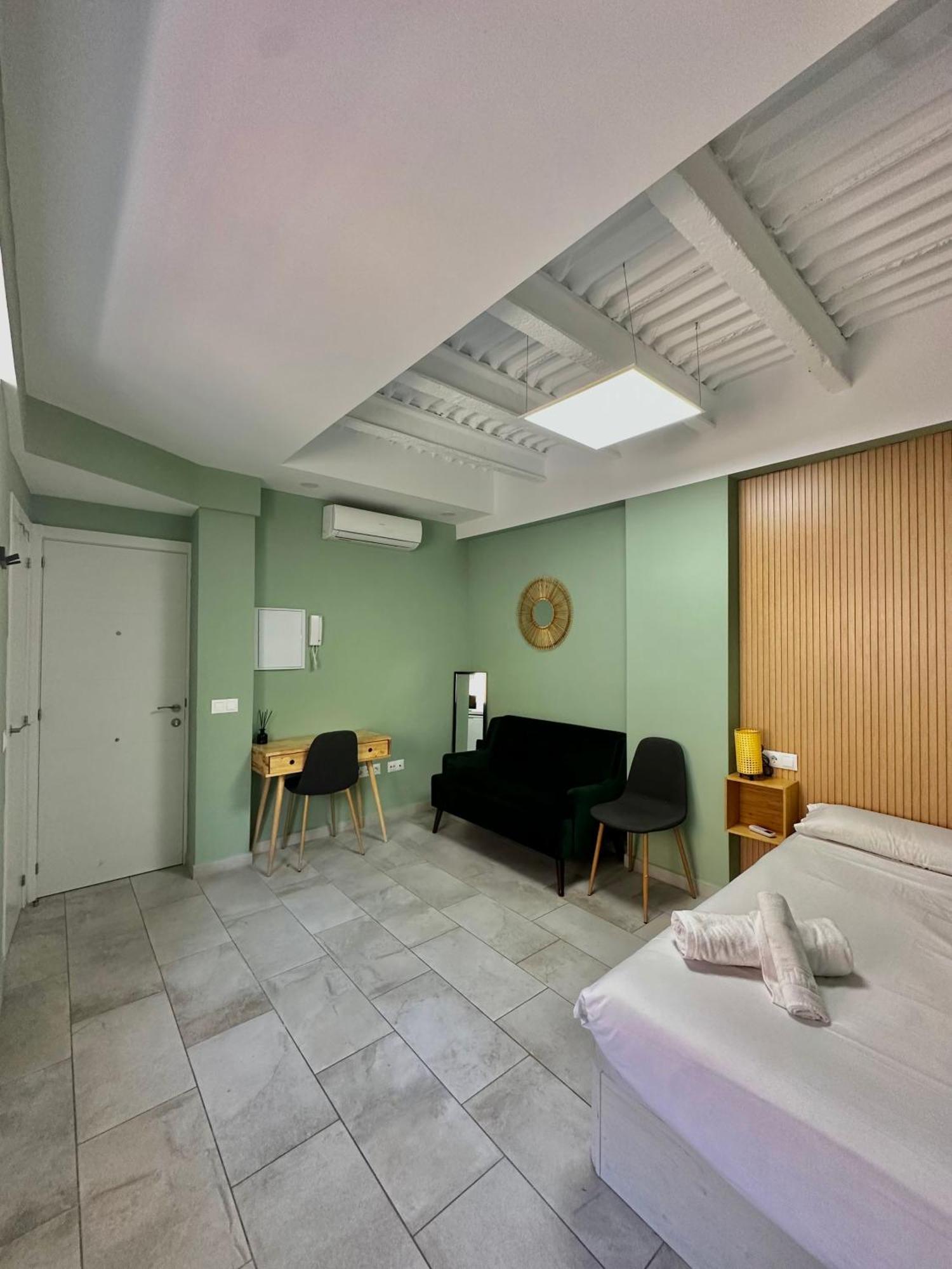Lovely Studio Apartment 말라가 외부 사진
