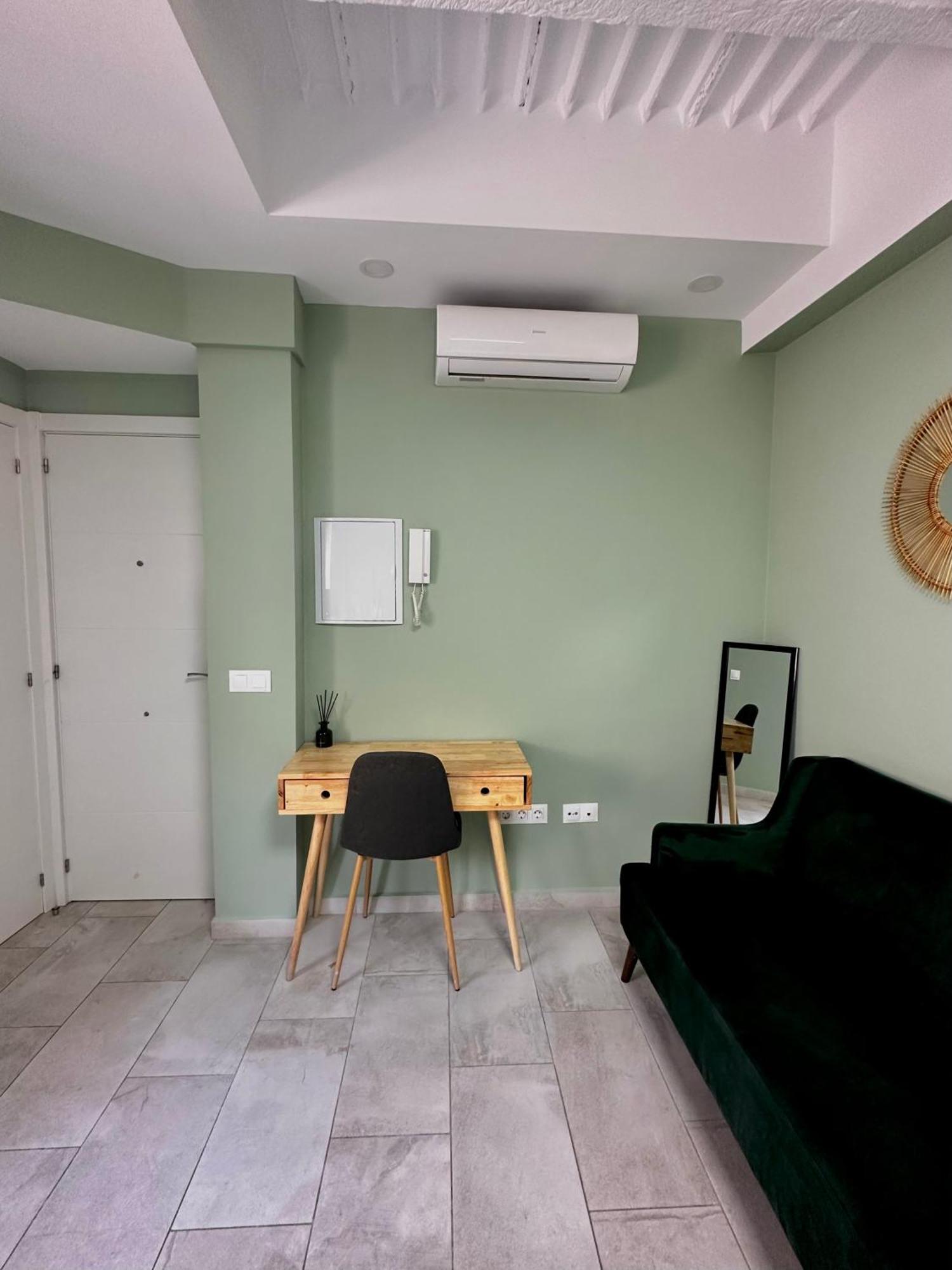 Lovely Studio Apartment 말라가 외부 사진