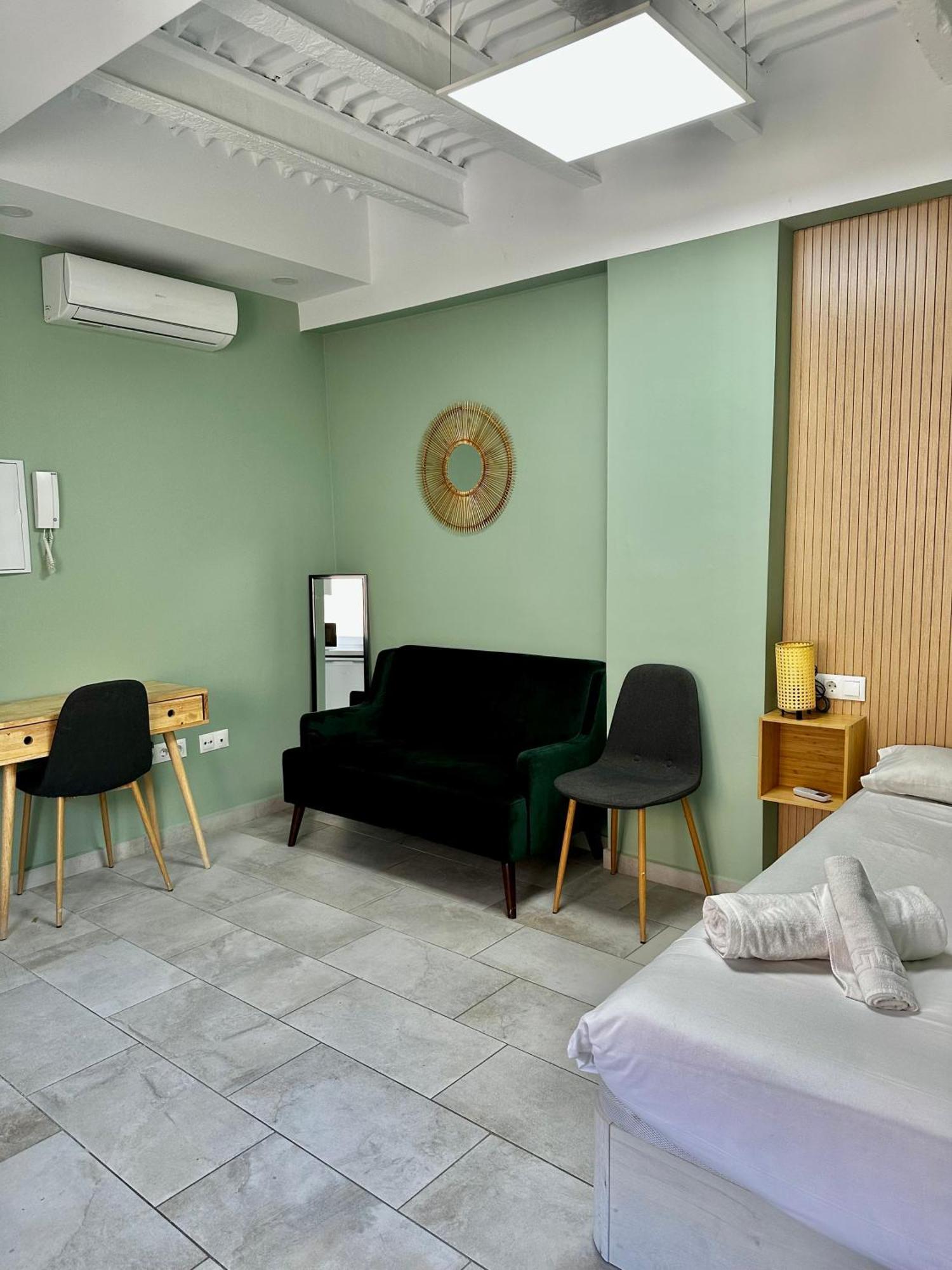 Lovely Studio Apartment 말라가 외부 사진